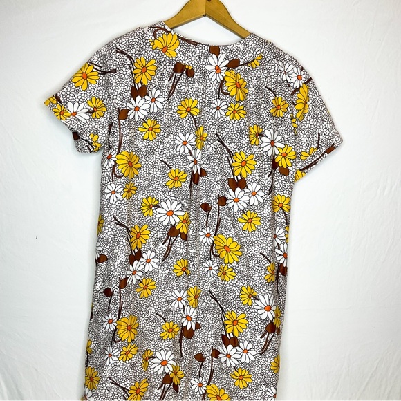 VINTAGE Floral Women's Dress in Yellow and Brown - Picture 7 of 13